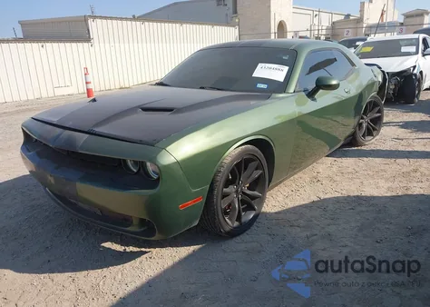 2018 Dodge Challenger Sxt из США, поврежденный, VIN 2C3CDZAG1JH334721